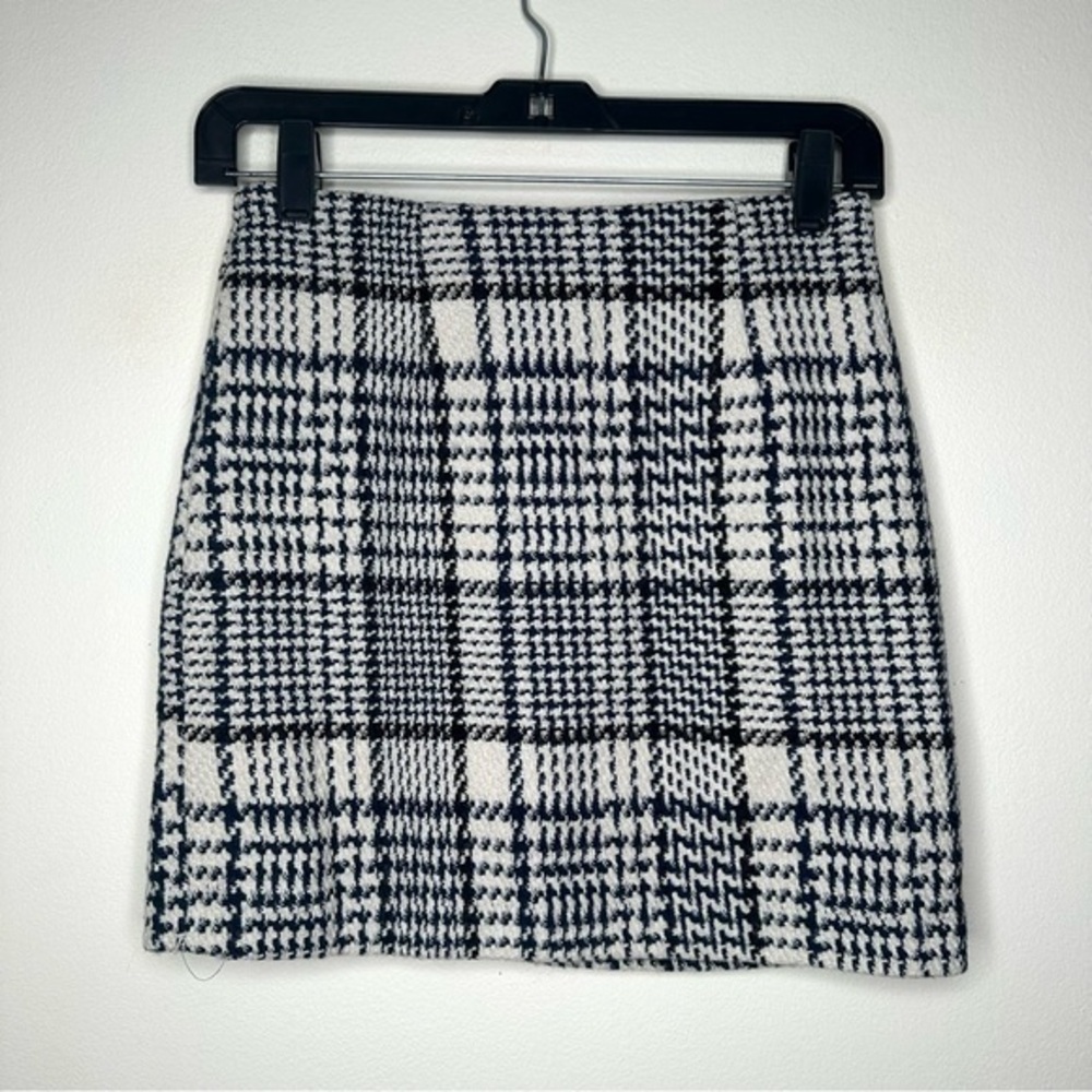 H&M Blue Black and White Tweed Mini Skirt Size 2